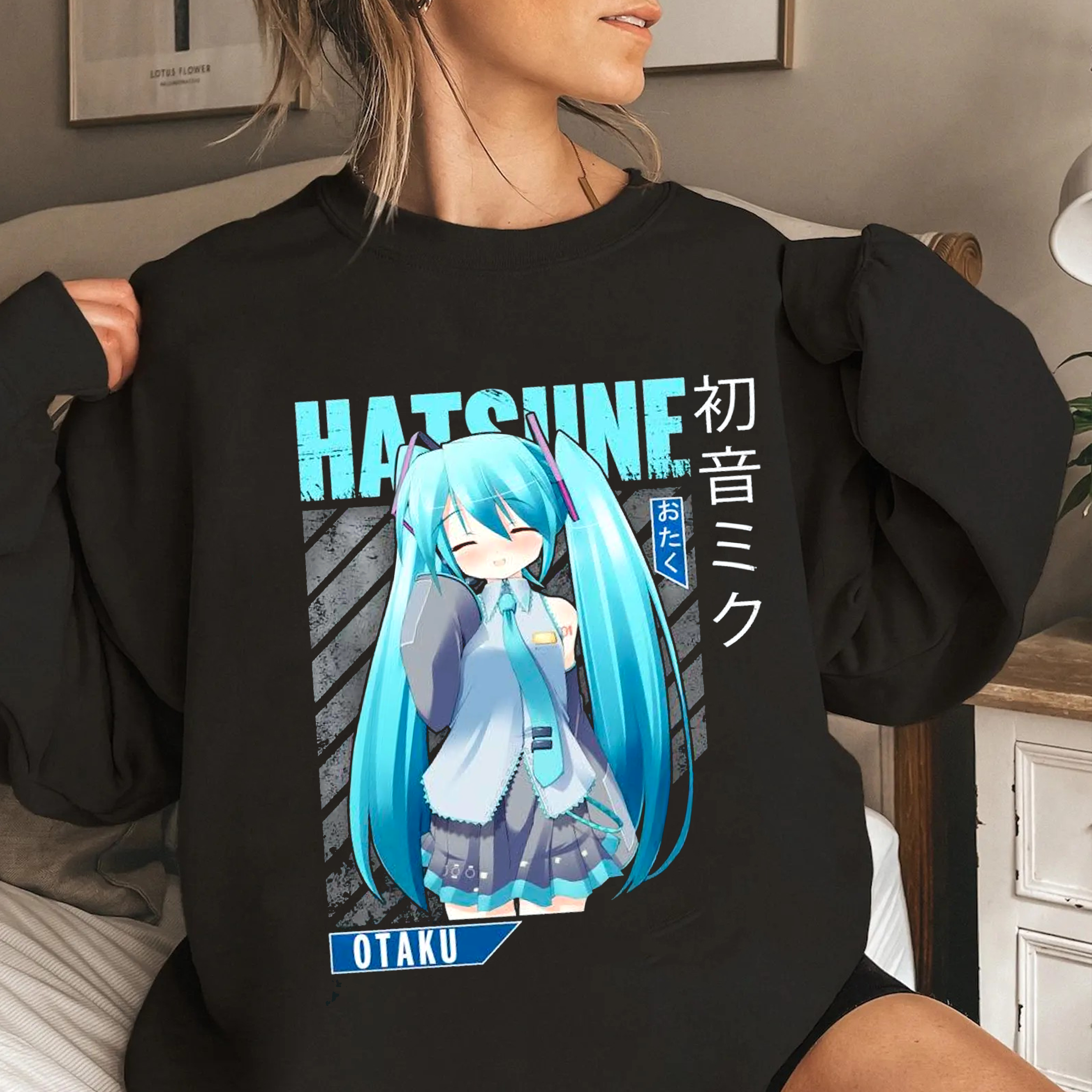 Hatsune Miku Unisex T-shirt/Crewneck/Hoodie