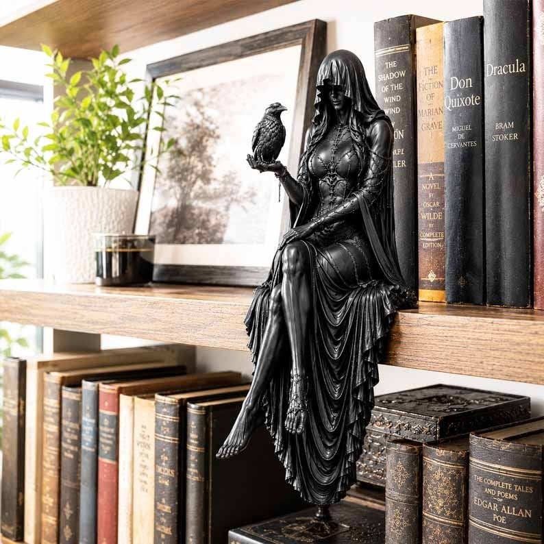 🔥Last Day 50% OFF 🖤 Gothic Raven Shelf Sitter Statue-EASESTER