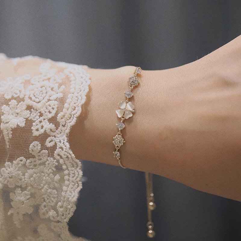 Lucky Sakura Bracelet