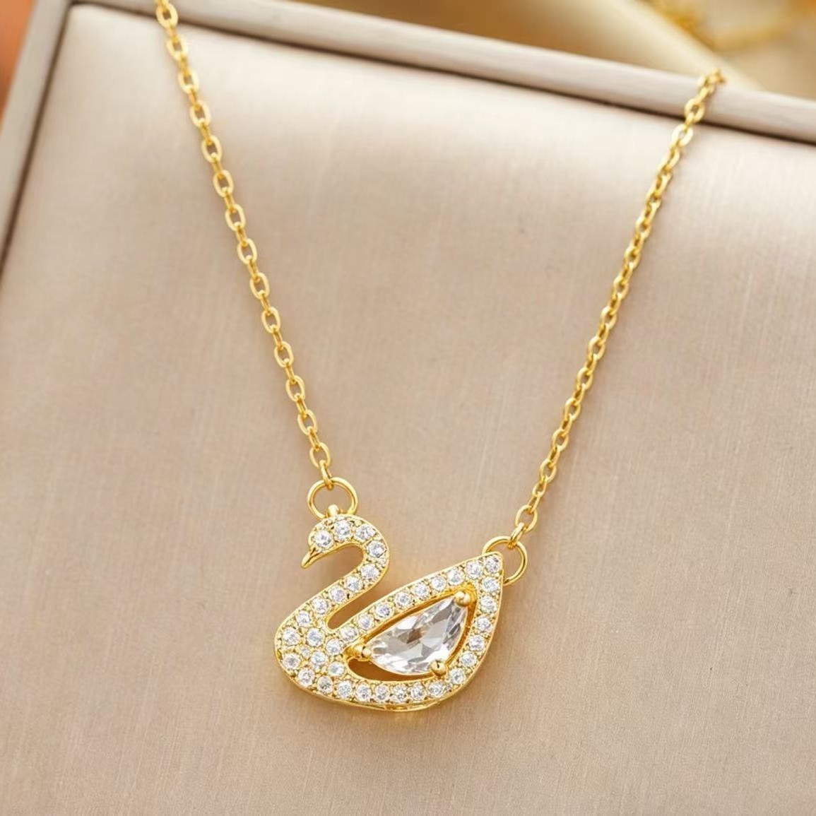 Minimal Hollow Swan Pendant-【Necklace】