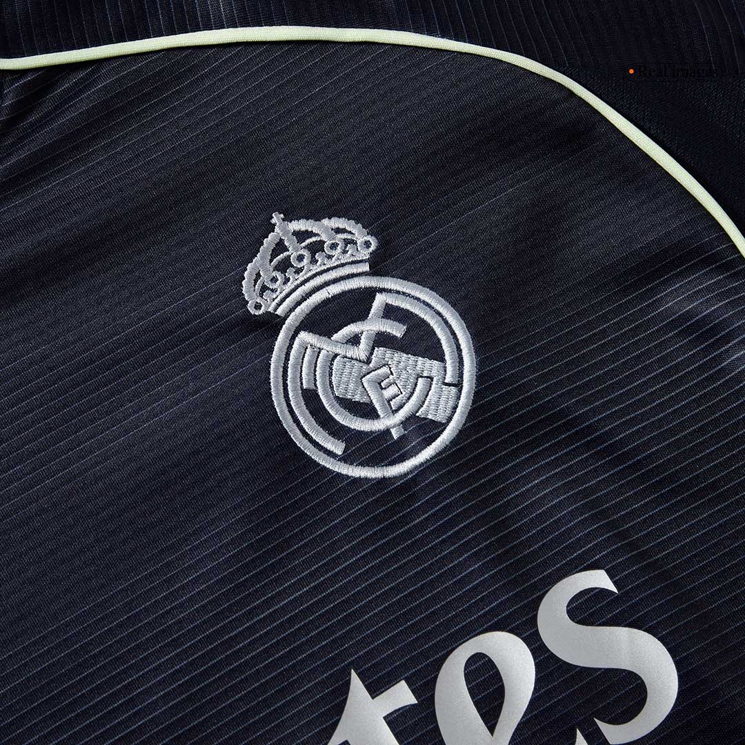 Real Madrid Udebanebanesæt 2025/26 [PREMIUM]