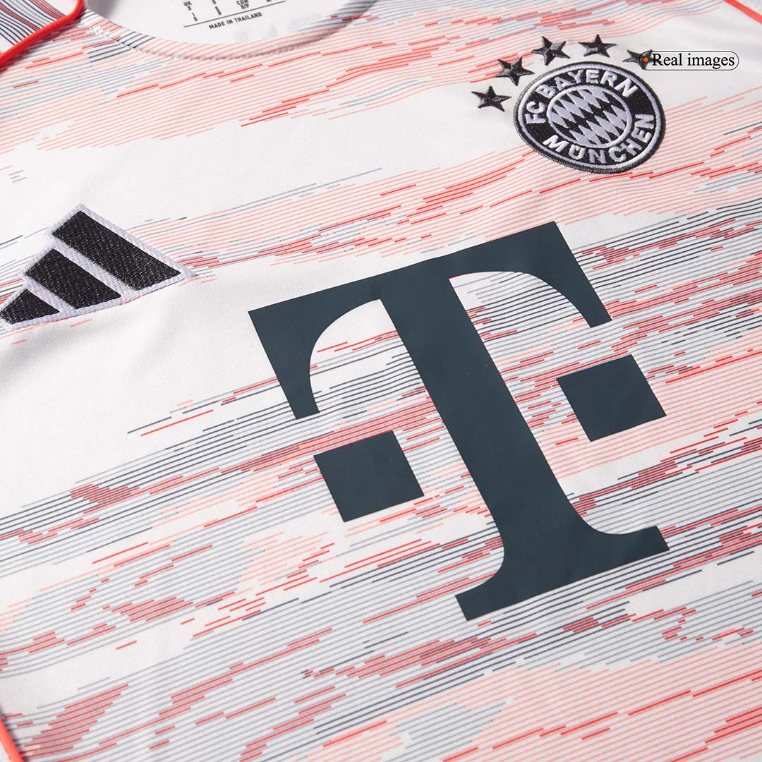 Bayern Munich Udebanebanesæt 2025/26