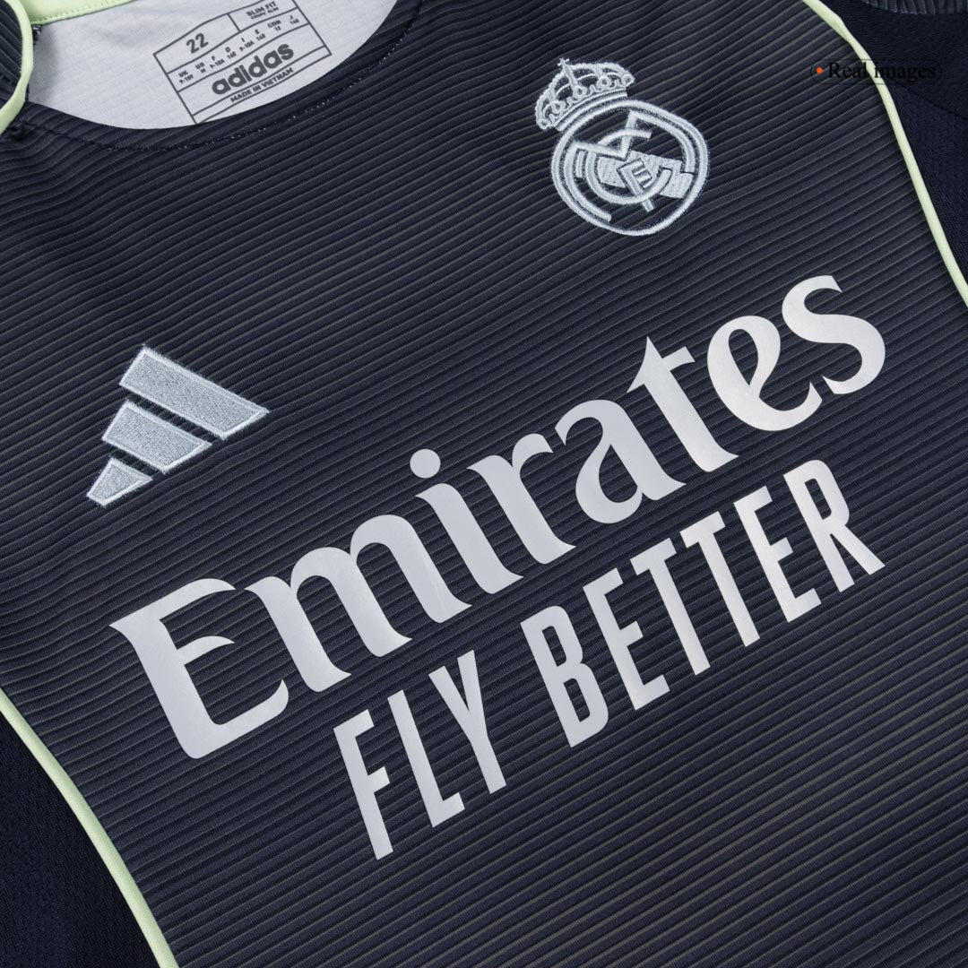 Real Madrid 2025/26 Vieras Pelipaitasetti Lasten [PREMIUM] - kuva 8