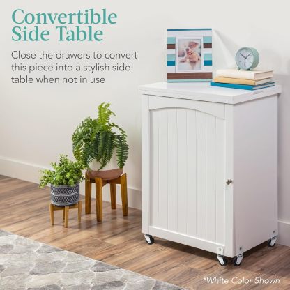 Best Choice Products - Mesa de coser plegable multiusos, estación de manualidades, diseño compacto, ruedas, estantes, almacenamiento, clavijas, puertas magnéticas, pomos de puerta de metal, blanca