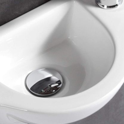 Fregadero de baño de cerámica blanca, fregadero esquinero pequeño montado en la pared (fregadero con grifo y desagüe) -----Cepillo de limpieza