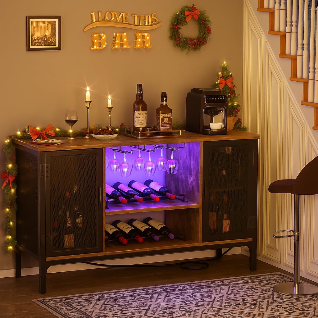 Homieasy Gabinete de Bar de Vino con Tomas de Corriente y Luces LED, Gabinete Industrial para Licor con Estantes de Vino Ajustables, Gabinetes de Estación de Café con Almacenamiento para Cocina/Hogar