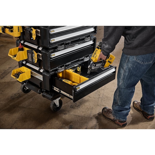 ESTACIÓN DE TRABAJO MODULAR 5 EN 1 TOUGHSYSTEM® 2.0 DXL™