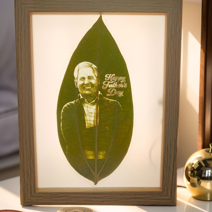 Customized Leaf Carving Photos with Frames Decor Father's Day Gift FHC51100