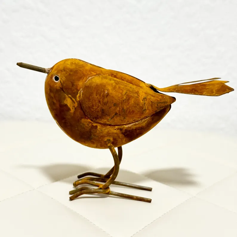Handcrafted Metal Robin Garden Ornament | Metal Art | Hand Painted Art