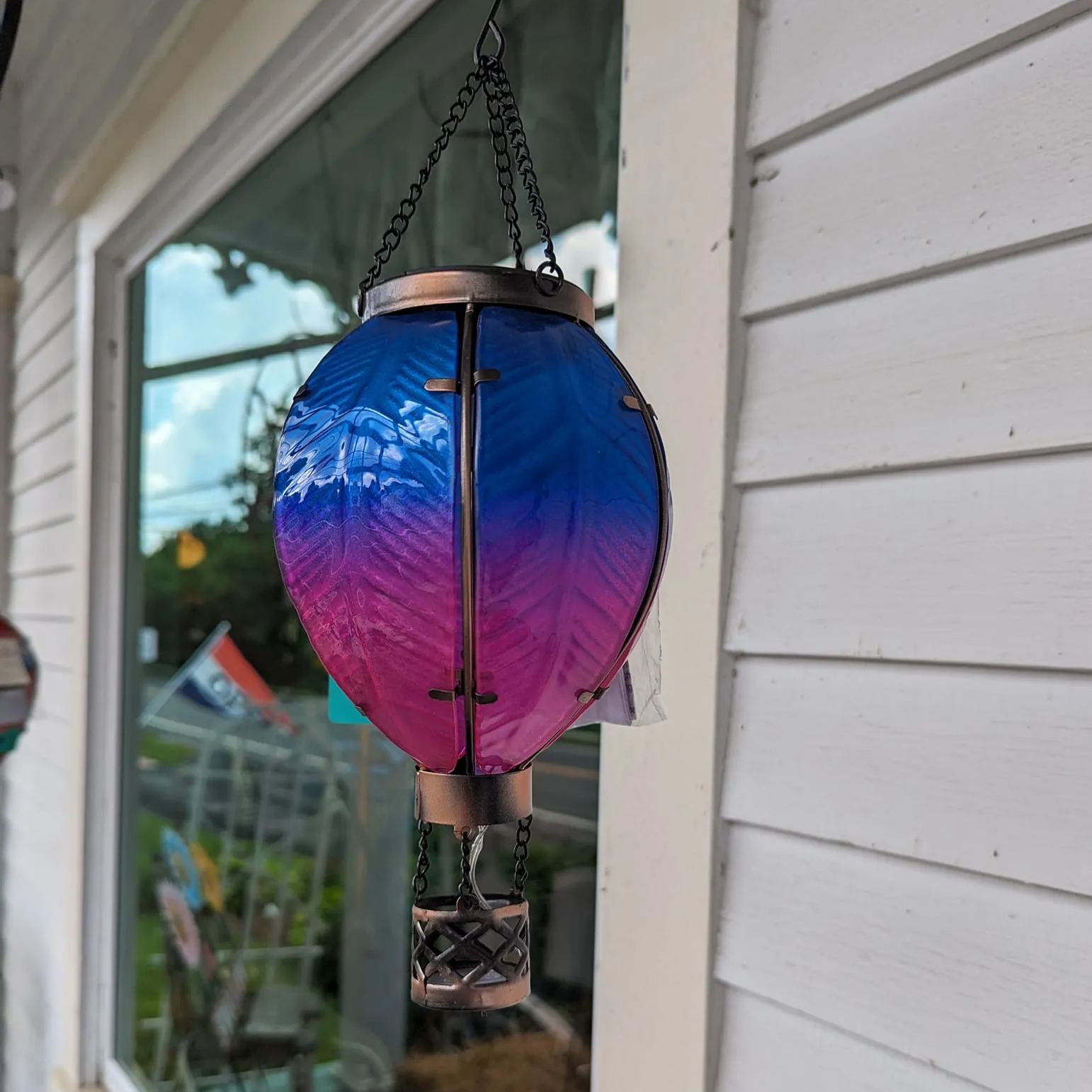 Solar hot air balloon lantern - Blue and Red