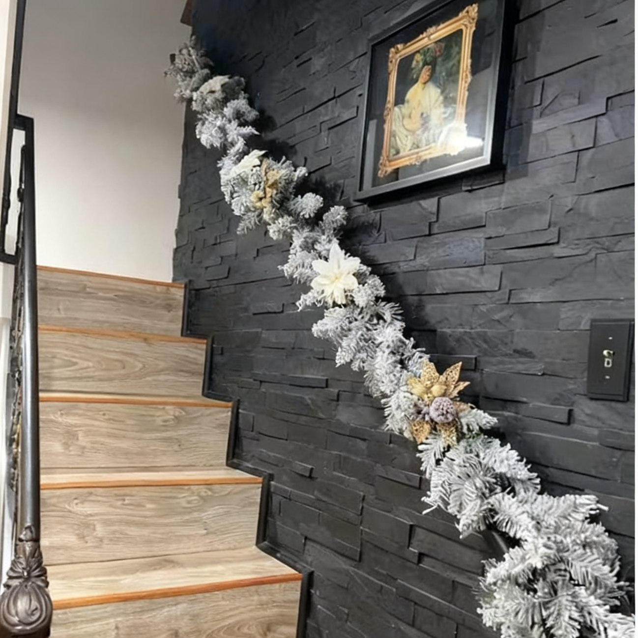 6FT Classic Christmas Snowflake Pine Garland 
