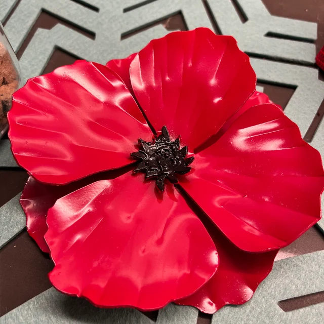 Wall Mounted Poppies 3-Piece Red Metallic Flowers Perfect wall decoration