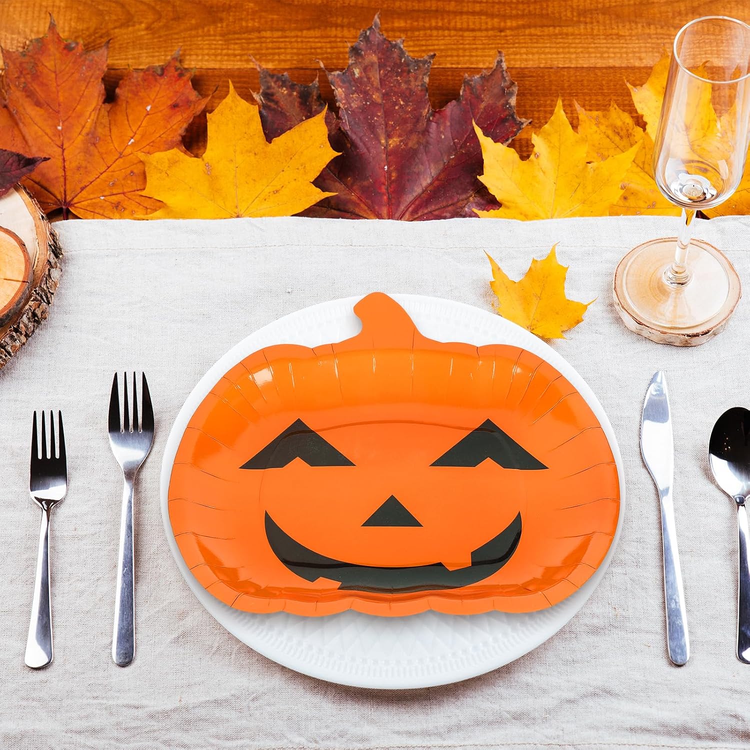 40Pcs Halloween Paper Plates Orange Pumpkin Face Disposable Plates 9 Inch Grimace Pumpkin Decorative Plate for Halloween Birthday Holiday Table Decor Party Supplies