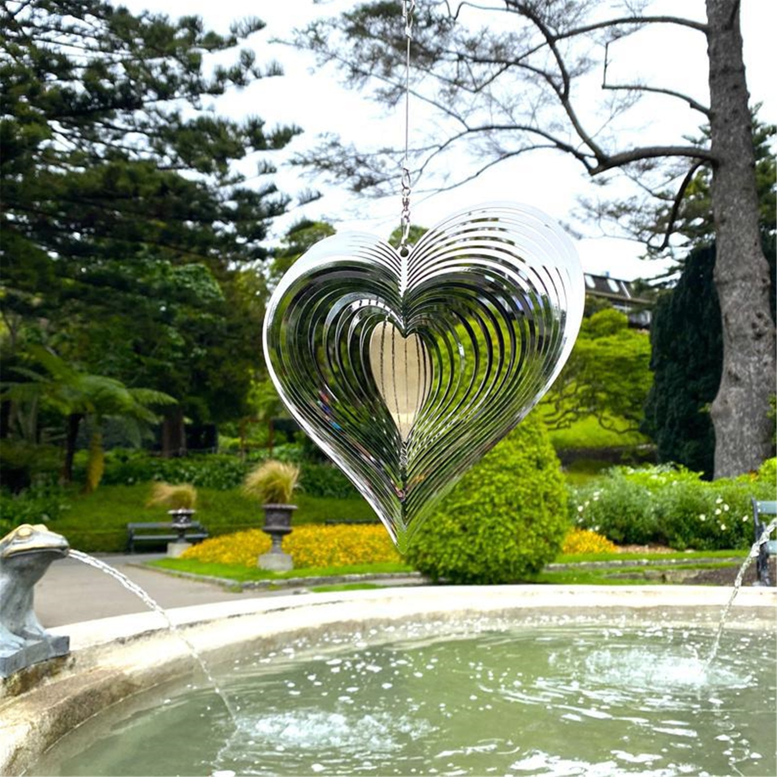 beating heart wind spinner