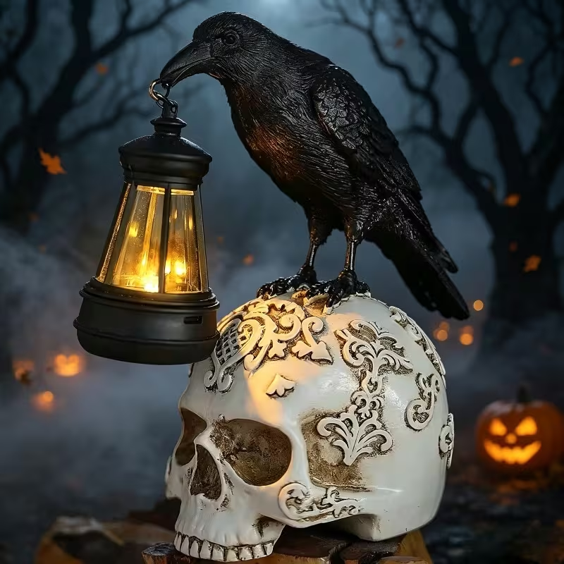 🦅 Solar Raven Skull Lantern – Gothic Halloween Outdoor Decor