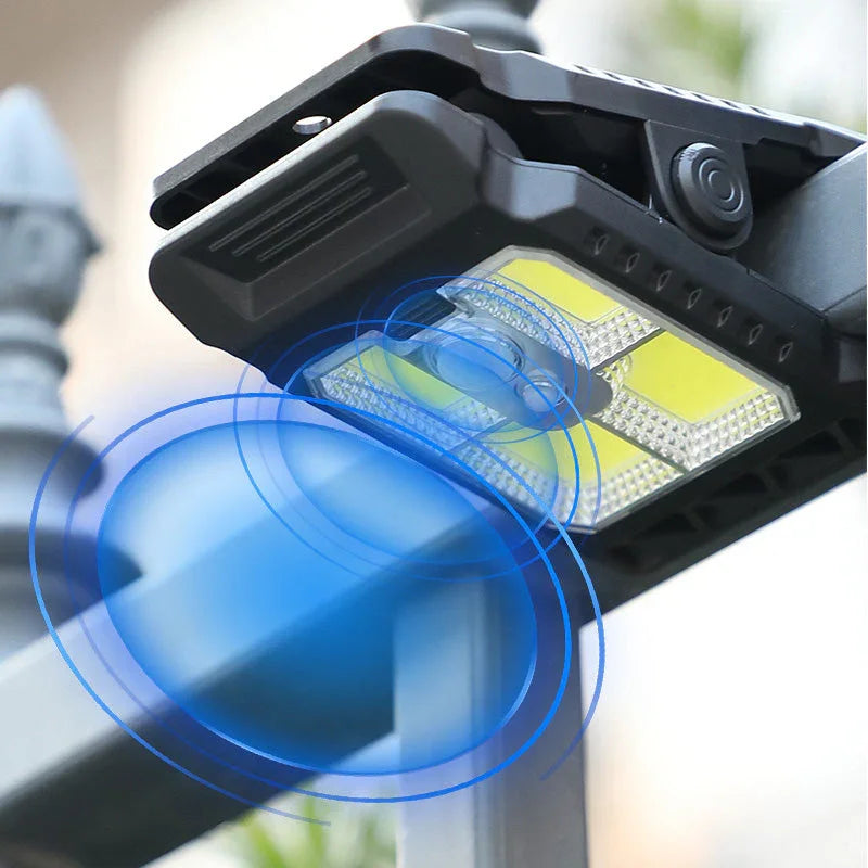 🌿 Solar clip light with motion sensor – 🔥Buy 2 Get 1 free! Perfect for gardens, balconies, and patios! 🏡✨