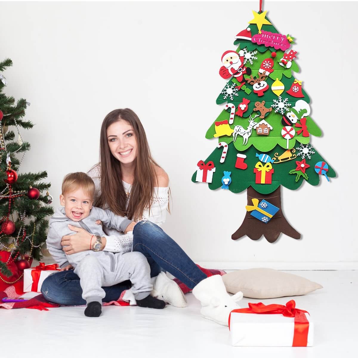 🎄 3D Felt Christmas Tree for Kids – 25 Ornaments, Wall Hanging DIY Decor Set