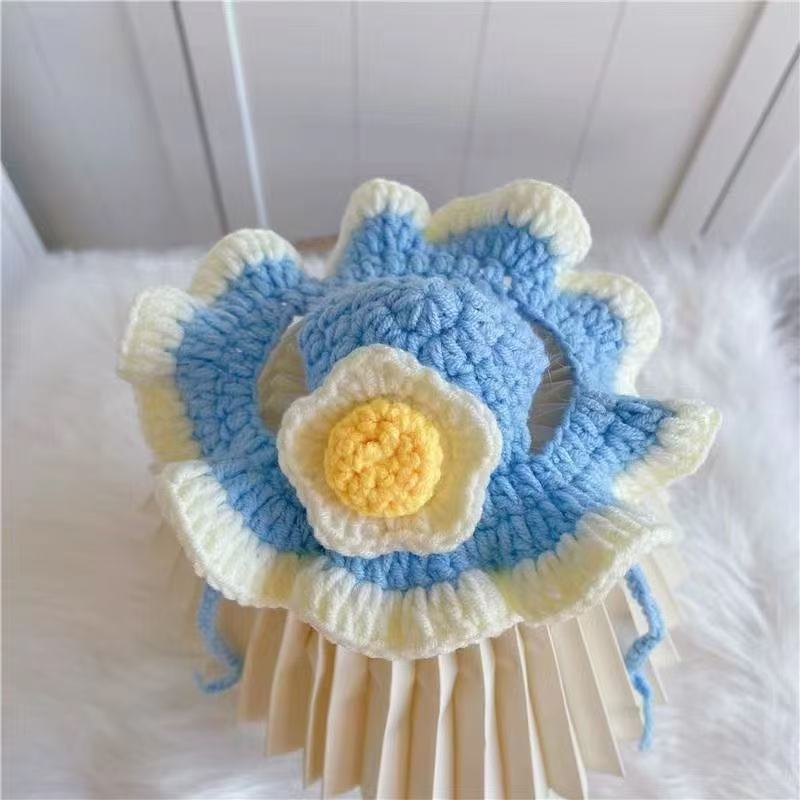 Hand-crocheted pet hats - Cute knitted hats for cats and dogs