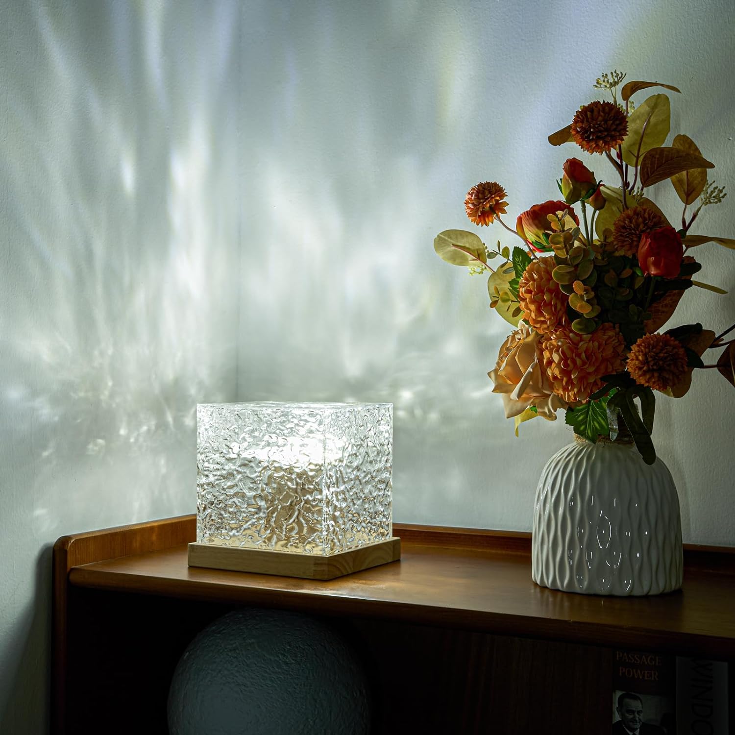 🌈16 Colors Dynamic Water Ripple Night Light