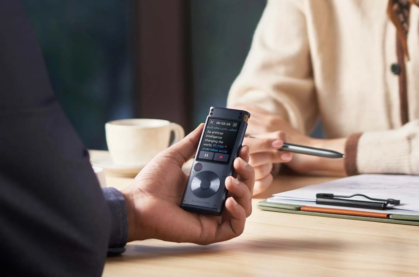 iFLYTEK AI recorder interview
