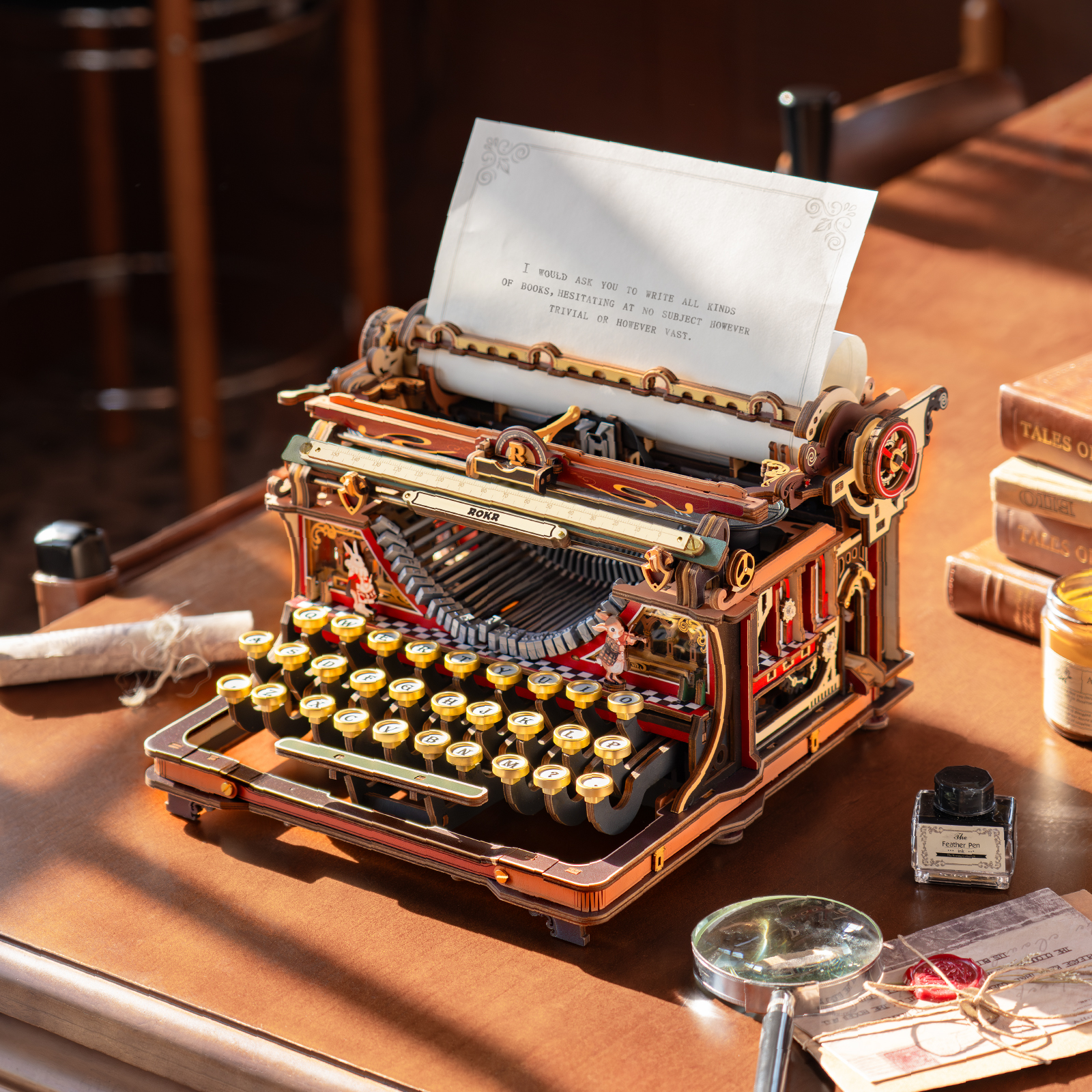 Máquina de escribir de la versión mágica en rojo y dorado — LK703B