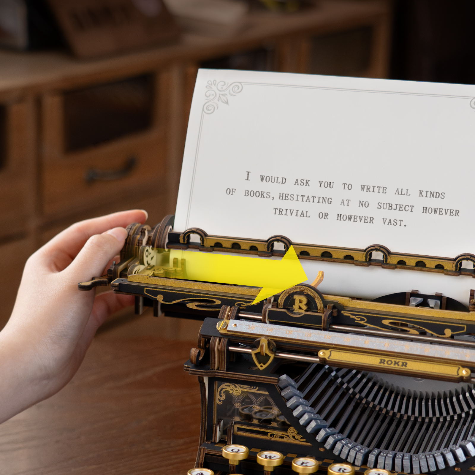 Detalle de la palanca y del desplazamiento del carro — LK703B