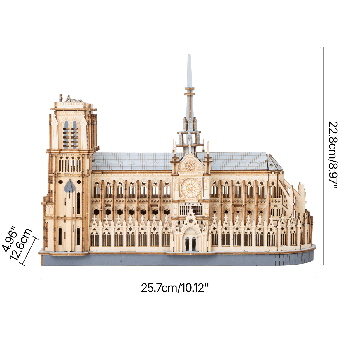 Esquema de dimensiones de la catedral: 25,7 × 12,2 × 19,7 cm — TG511