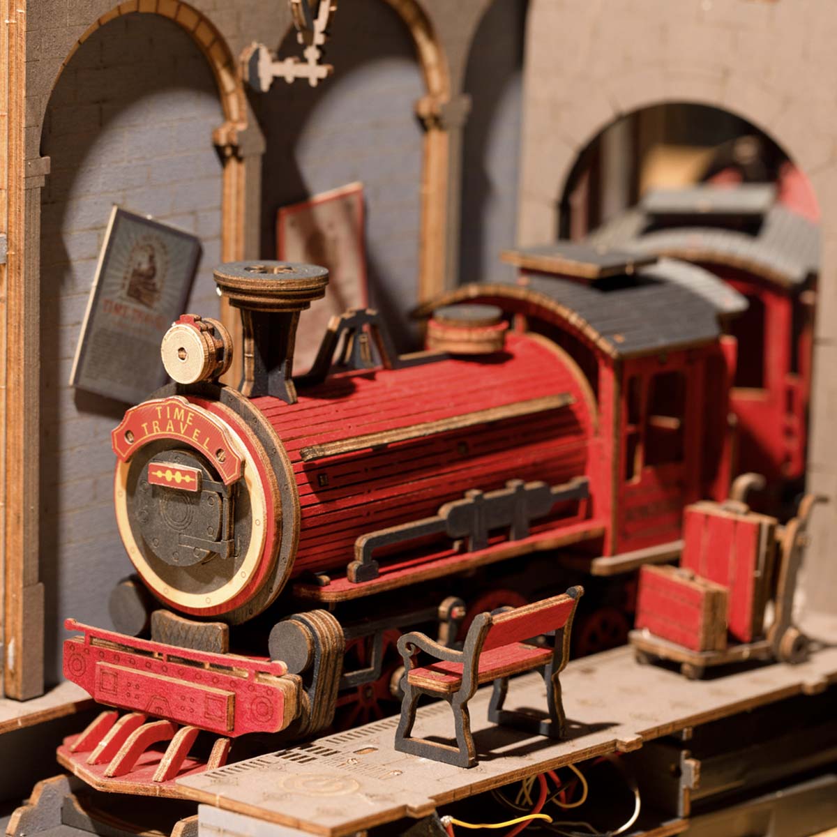 Rolife DIY Book Nook Time Travel TGB04 train à vapeur rétro détail gros plan