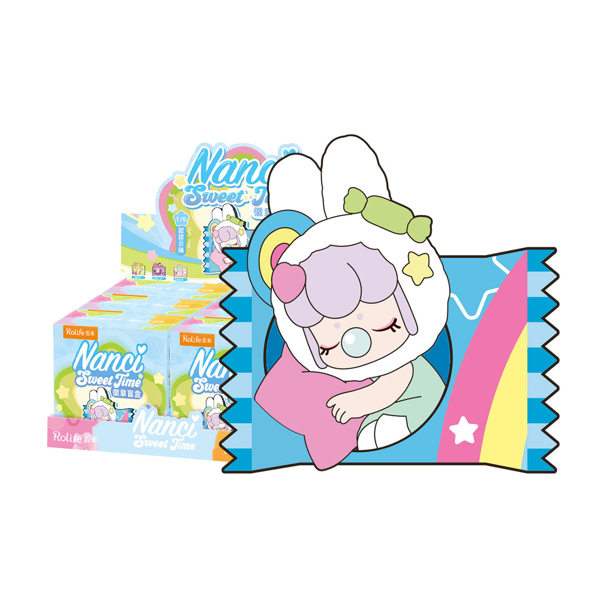 Affichage de bo?te aveugle de badge Nanci Sweet Time avec badge en vedette sur fond blanc