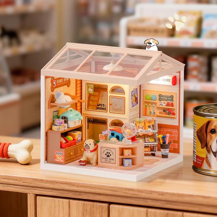 Chambre miniature pour animaux de compagnie Furry Friends' Home DW027 exposée sur une table chaude