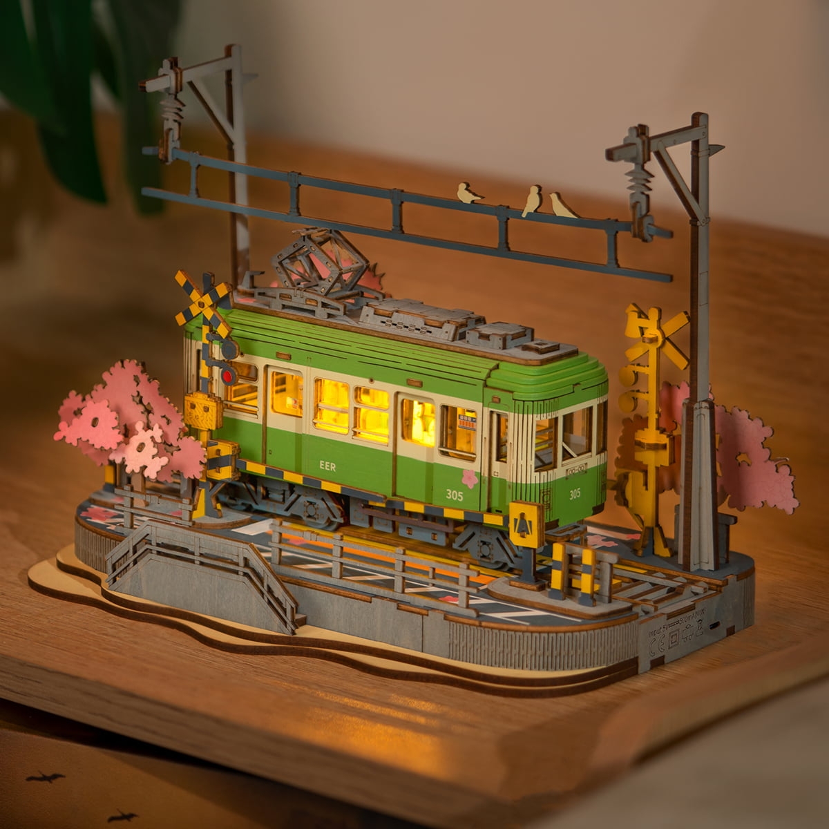 Rolife 3D-Holzpuzzle – Sakura Journey TGS02, Galeriebild 3