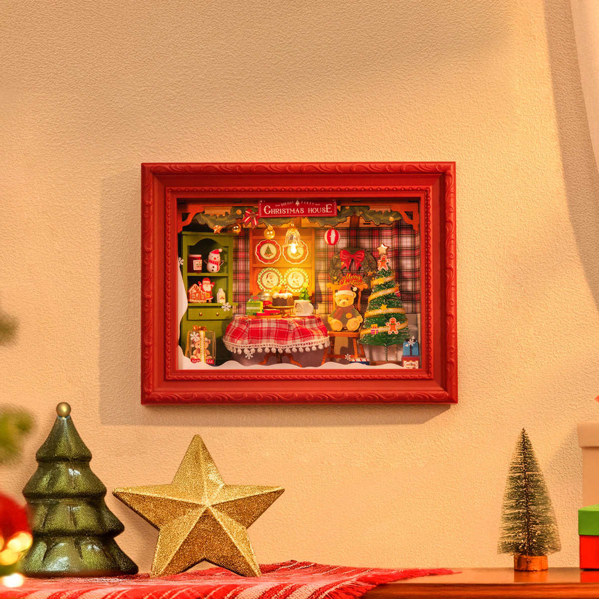 Rolife Christmas Eve Party DP005 Story-Rahmen auf einem Regal in einer Weihnachtsszene