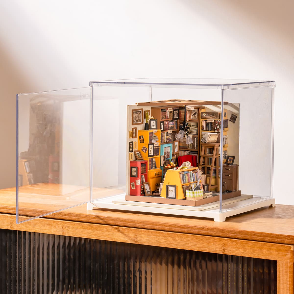 Rolife Sam's Study Library DG102 mit Displaybox DF03L, Galeriebild 3