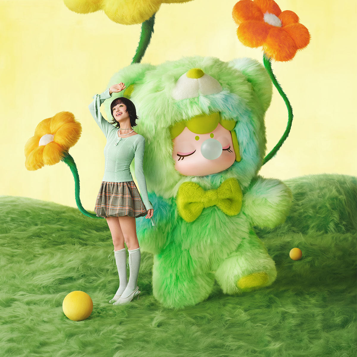 Rolife Nanci Bear Inner World grüner Bären-Plüschanhänger Gartenszene
