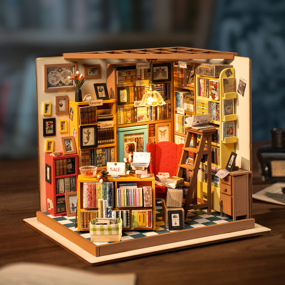 Rolife Nostalgic Corner Shop TGE05 – detaillierte Ladenfront mit Retro-Schildern, Snacks und Requisiten an der Straßenecke