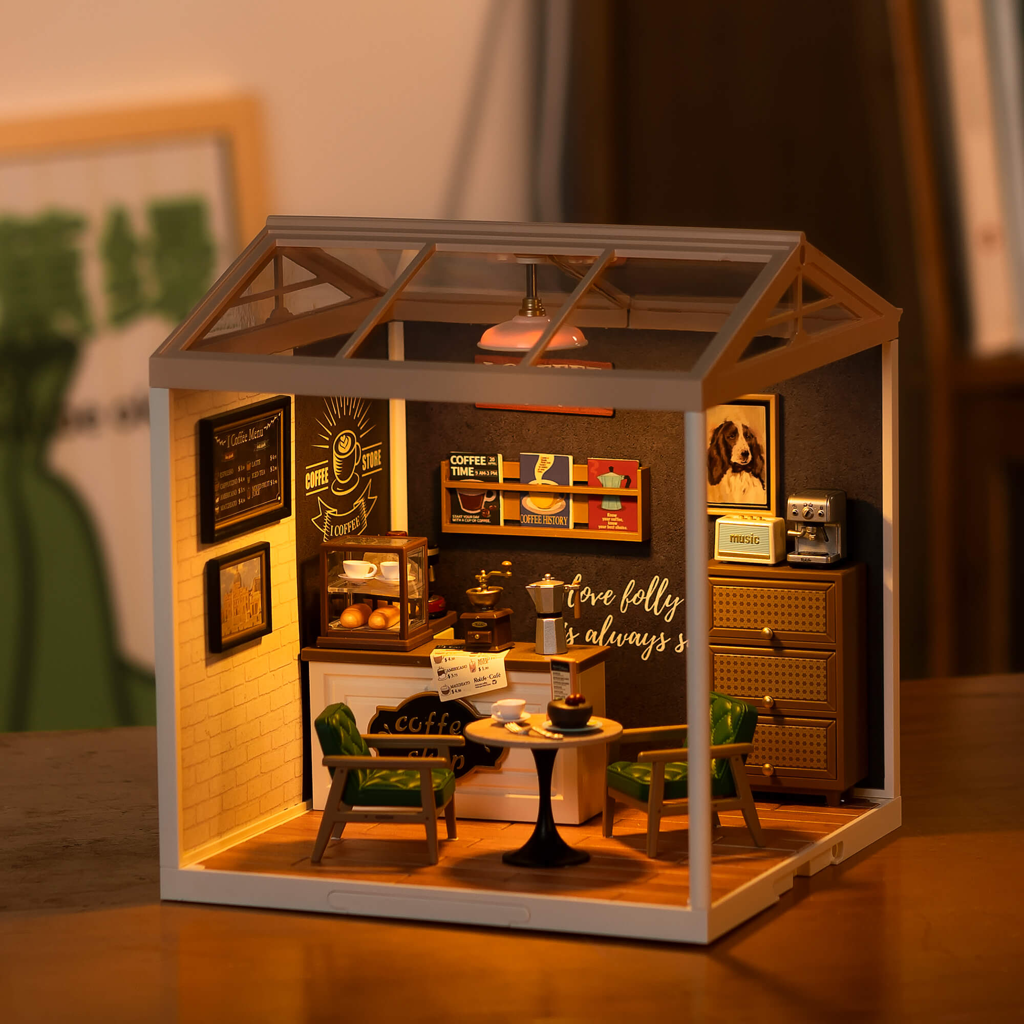 Rolife Daily Inspiration Cafe Super Creator Miniaturhaus DW001B, Tischdekoration