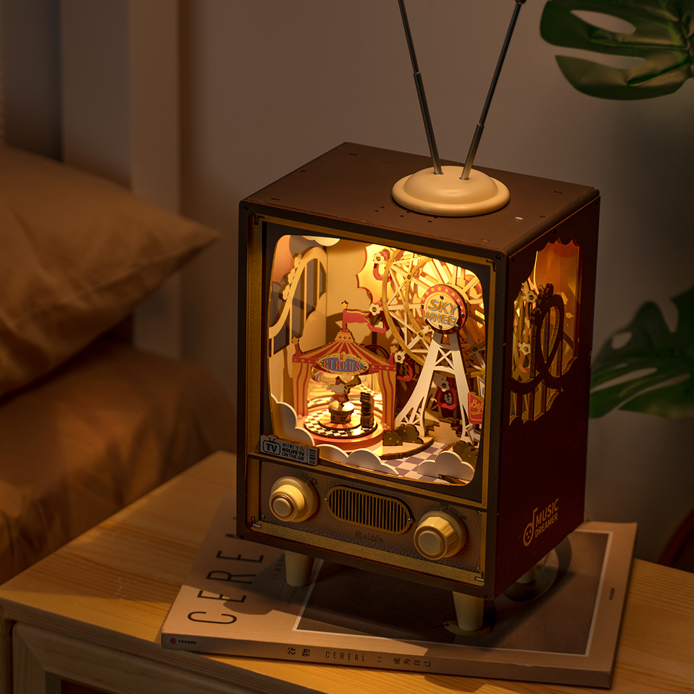 Rolife DIY-muziekdoospuzzel - Zonsondergangcarnaval AMT01 warm nachtkastje