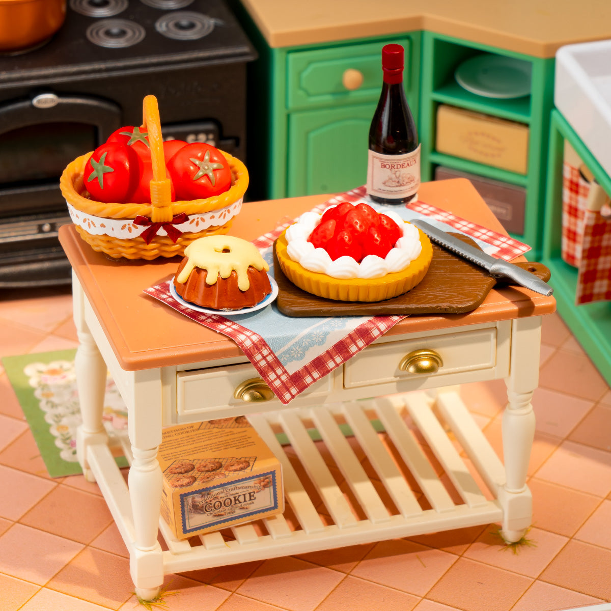 Boerderijkeuken DW024 close-up van de desserttafel, fruitmand en ovendetails
