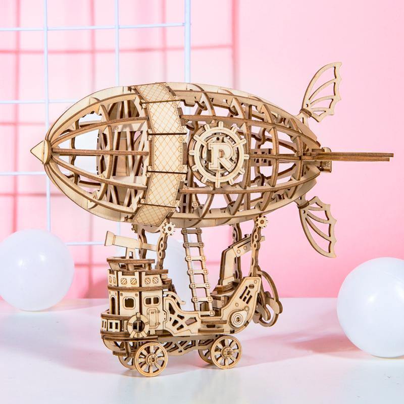 Rolife Airship TG407 houten puzzel in een roze tafelblad scène