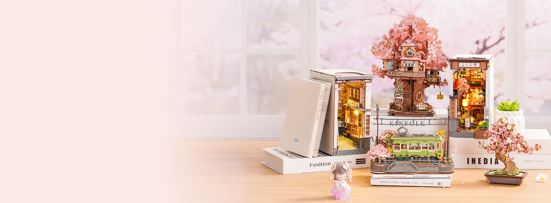 Kits Rolife Sakura DIY exhibidos en una habitación inspirada en la primavera