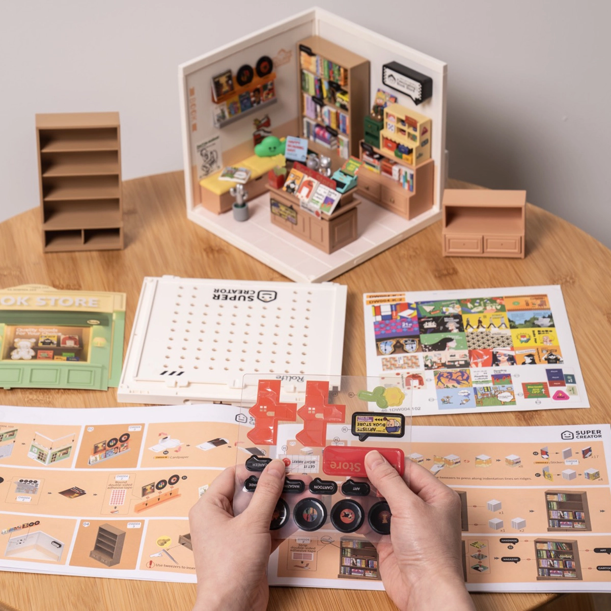 Rolife Fascinating Book Store Super Creator Miniature House DW004 marcador de posición de imagen ilegible del archivo fuente