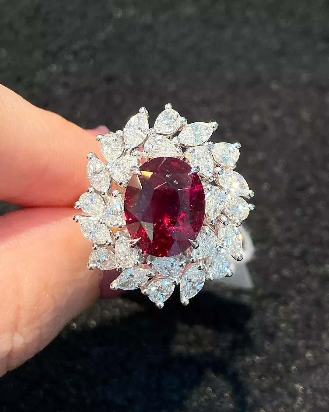 18K 7.32 Ct Oval Cut Natural Red Ruby & Diamond Engagement Ring