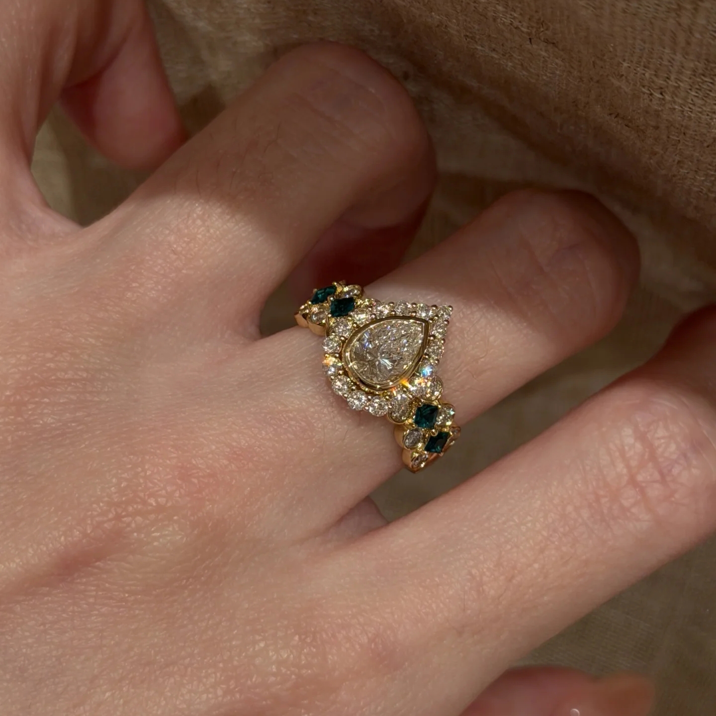 18K 2CT D-VVS Lab-grown Diamond Ring Vintage Diamond Ring