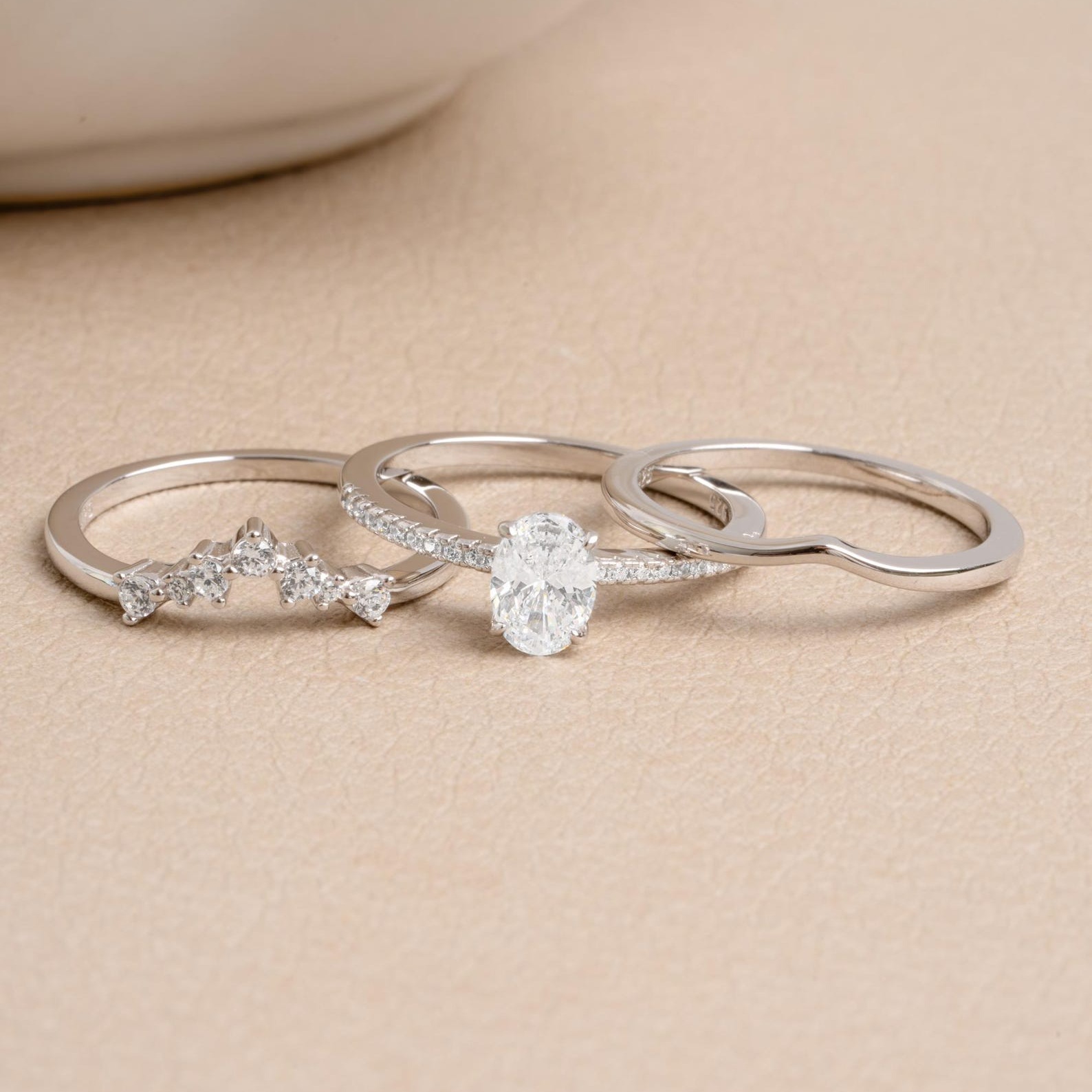 18K 1CT D-VVS Oval Cut Lab-grown Diamond Ring Set Engagement Ring Set for Her