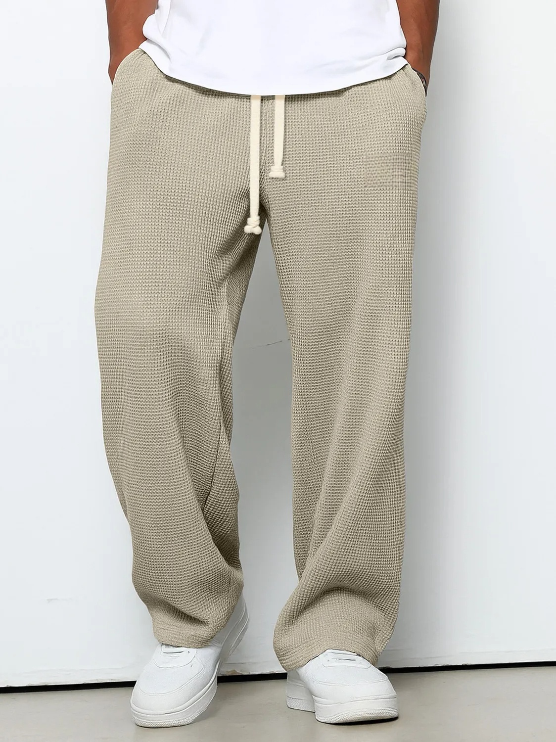 Men Can’t Get Enough of These Cozy Cashmere Pants