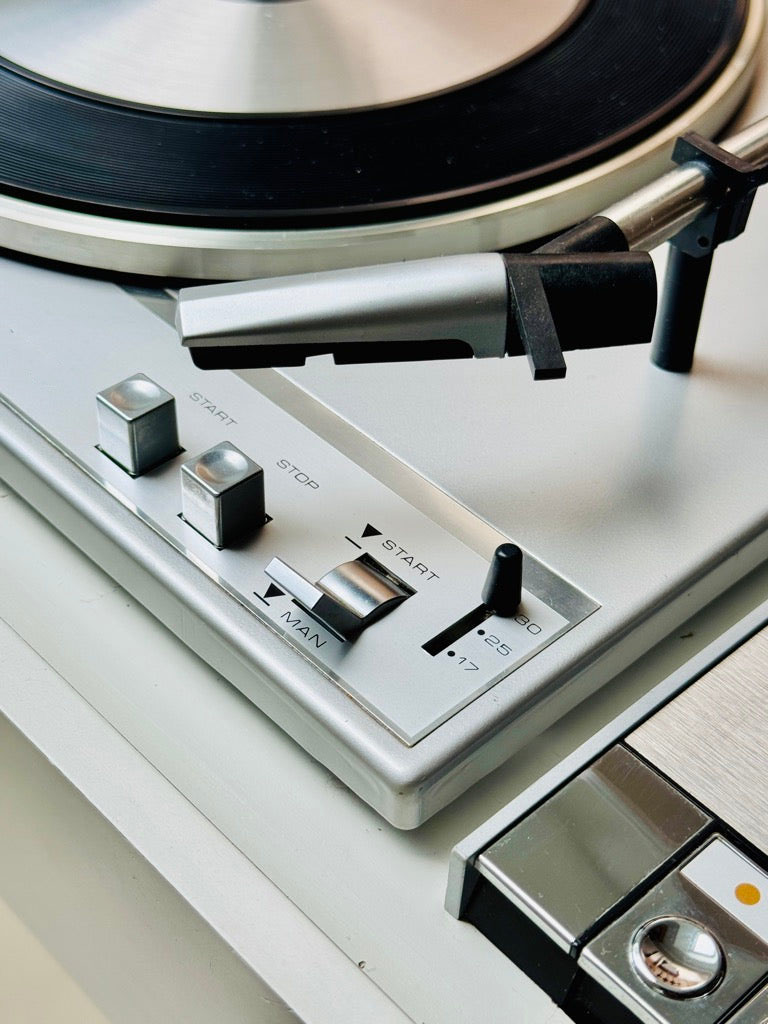 Vintage Stereo Hi-Fi Sound System