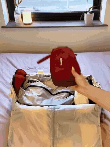Garment travel bag packing and conversion demonstration