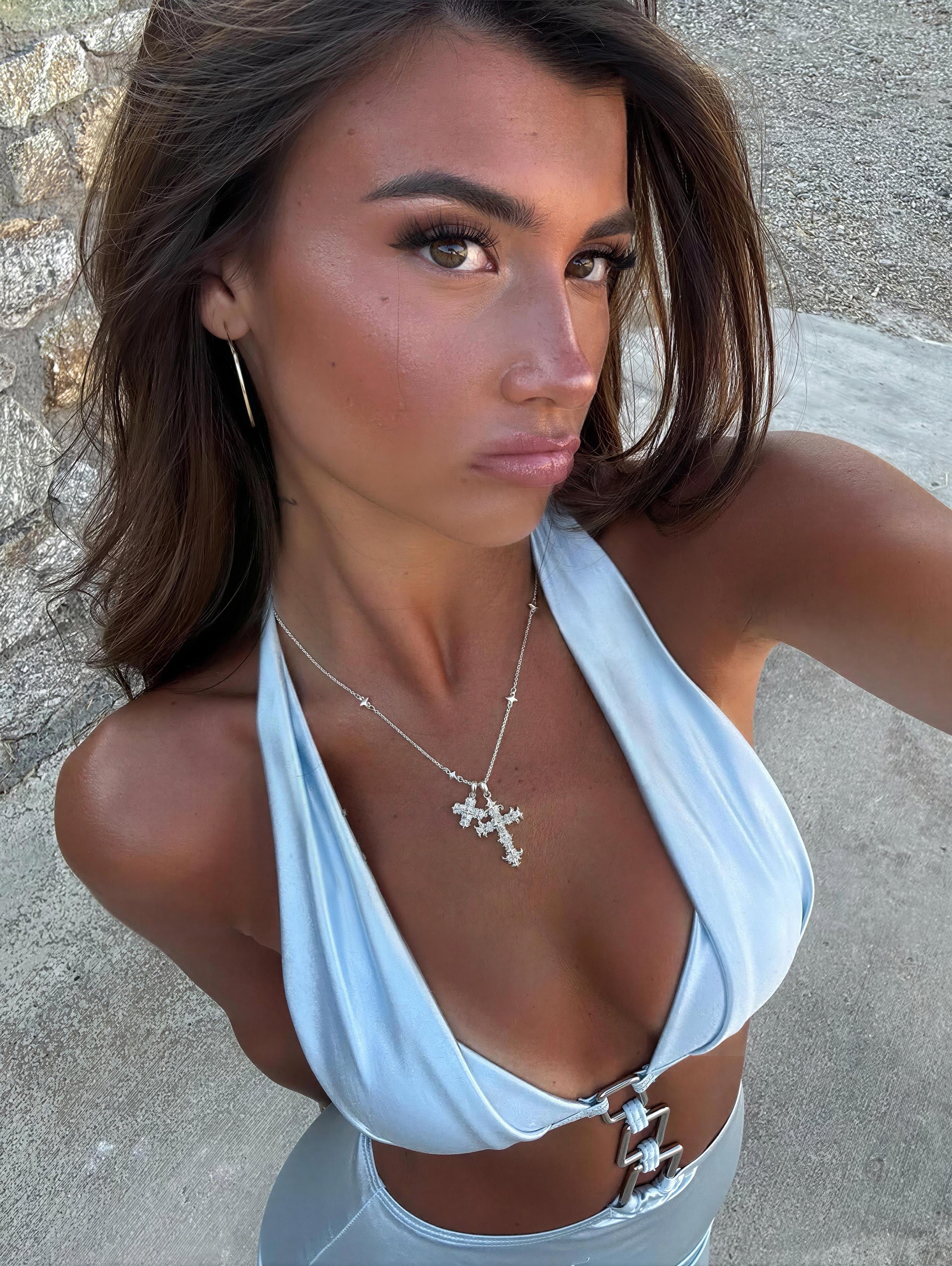 GANIA Gold-Plated Iris Flower Cross Necklace – Electroplated Finish (Brass Base), Christian Symbol Pendant, Unisex Gift for Daily Wear