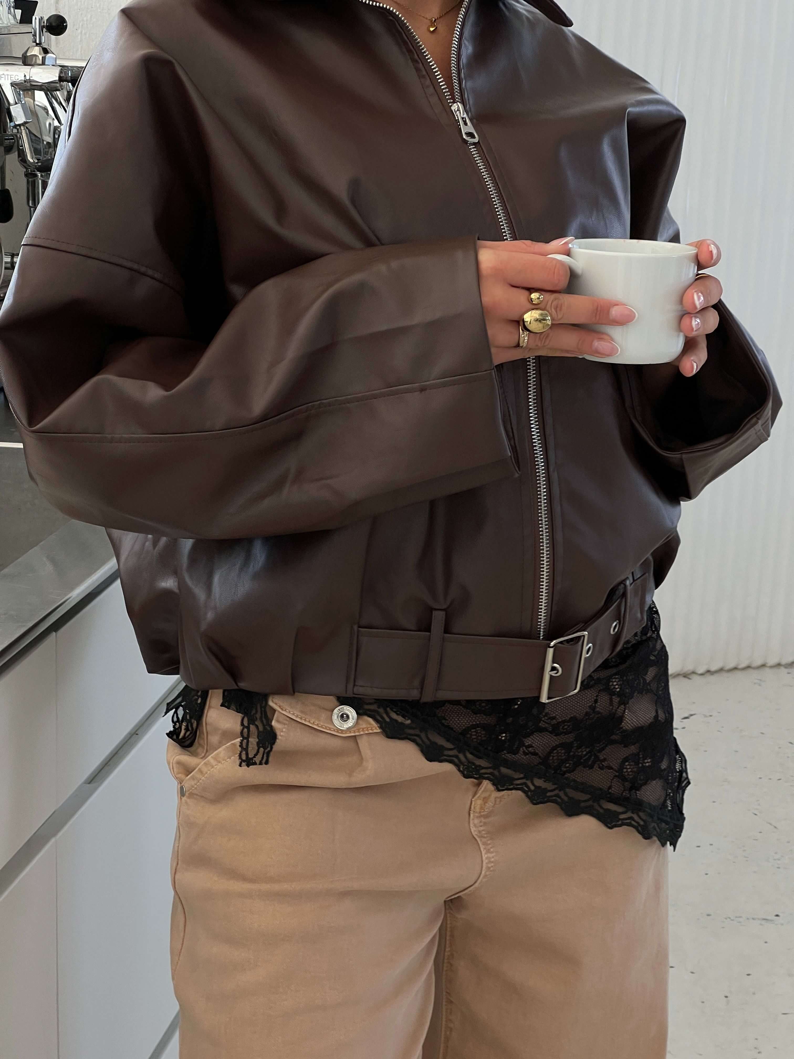 Tova buckle pu jacket â Dark brown