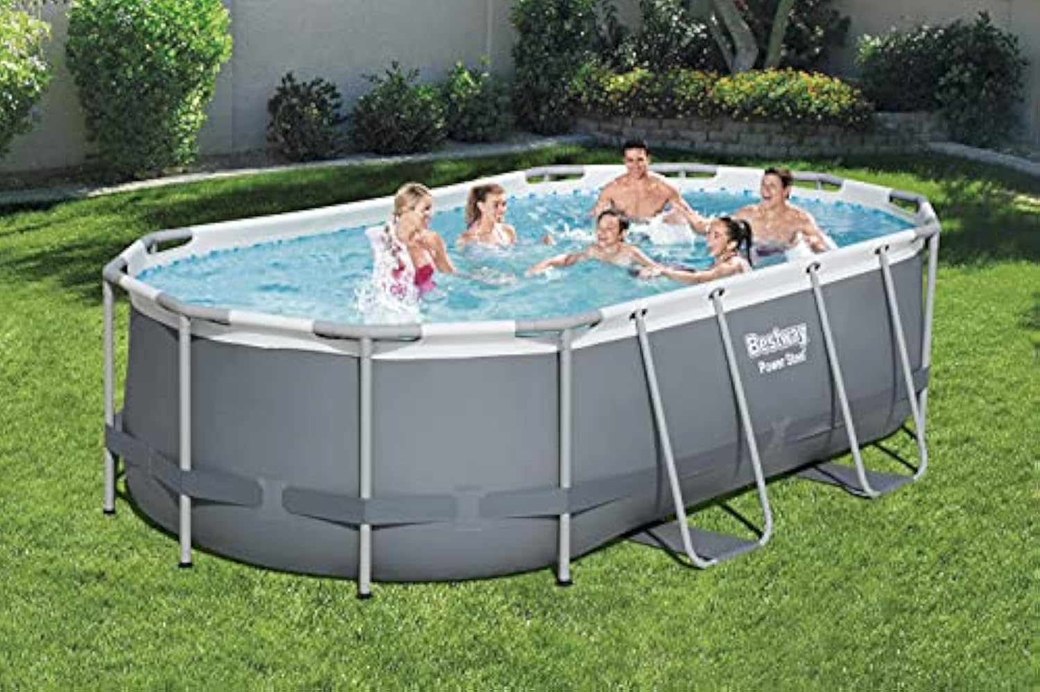 Alberca estructural ovalada Bestway 56622 con capacidad de 7250 litros de 4.27m de largo x 2.5m de ancho con Bomba y Escalera